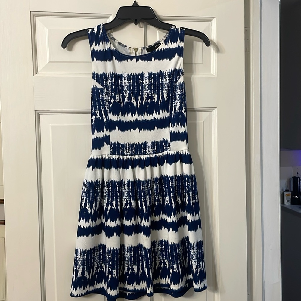Navy & white CS sleeveless dress.  Brand: Aqua